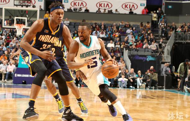 的舞臺上創 的舞臺上創